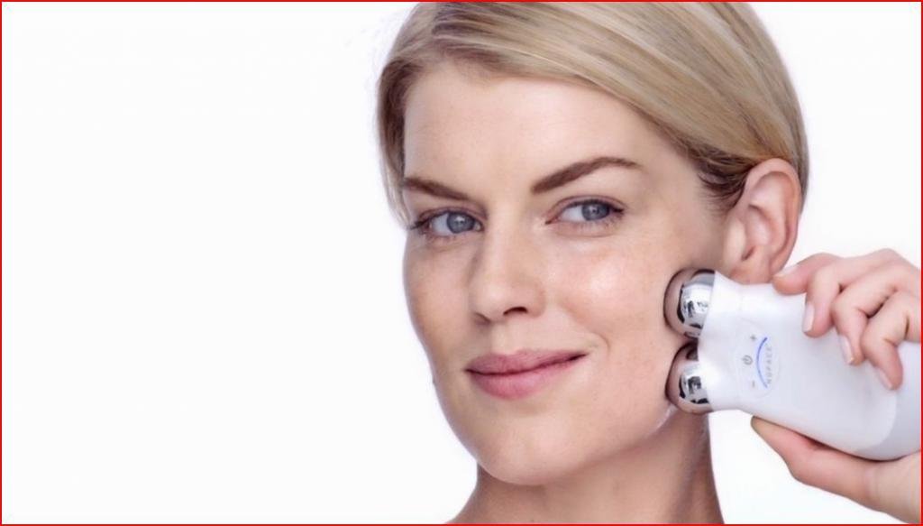 femmes avec appareil lifting